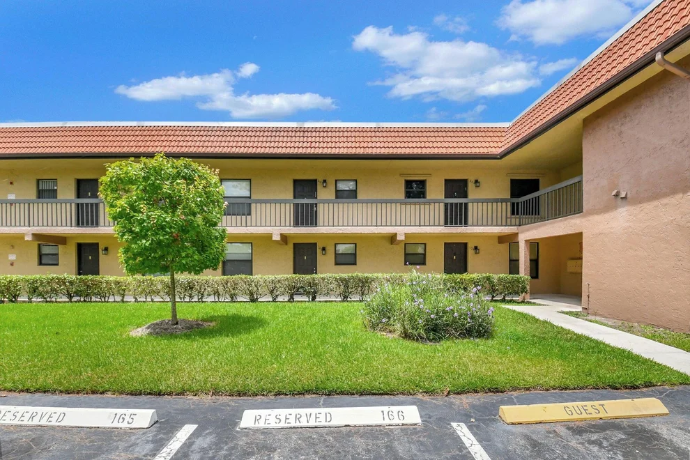 Unit for sale at 21911 Lake Forest Circle, Boca Raton, FL 33433