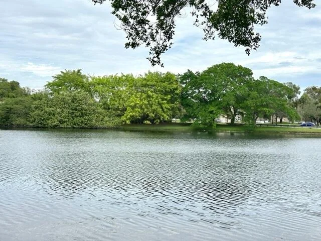 Unit for sale at 9450 Poinciana Place, Davie, FL 33324