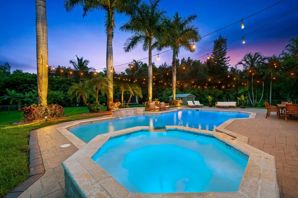 Unit for sale at 5800 SW 199th Avenue, Pembroke Pines, FL 33332