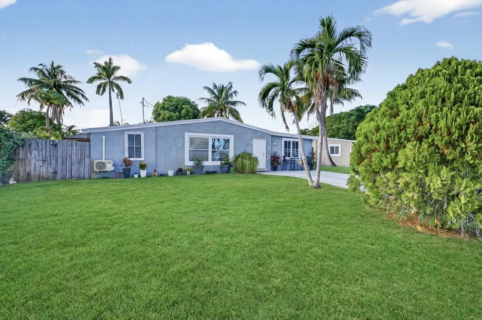 Unit for sale at 2673 NW 59th Avenue, Margate, FL 33063
