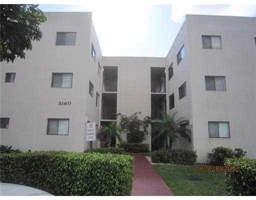 Unit for sale at 5160 Las Verdes Circle, Delray Beach, FL 33484