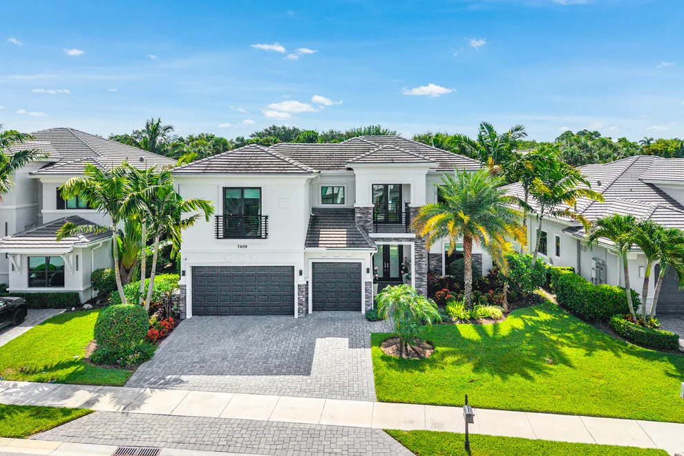 Unit for sale at 7409 NW 25th Terrace, Boca Raton, FL 33496