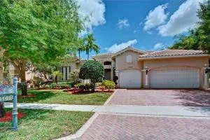 Unit for sale at 6169 S Via Venetia S, Delray Beach, FL 33484