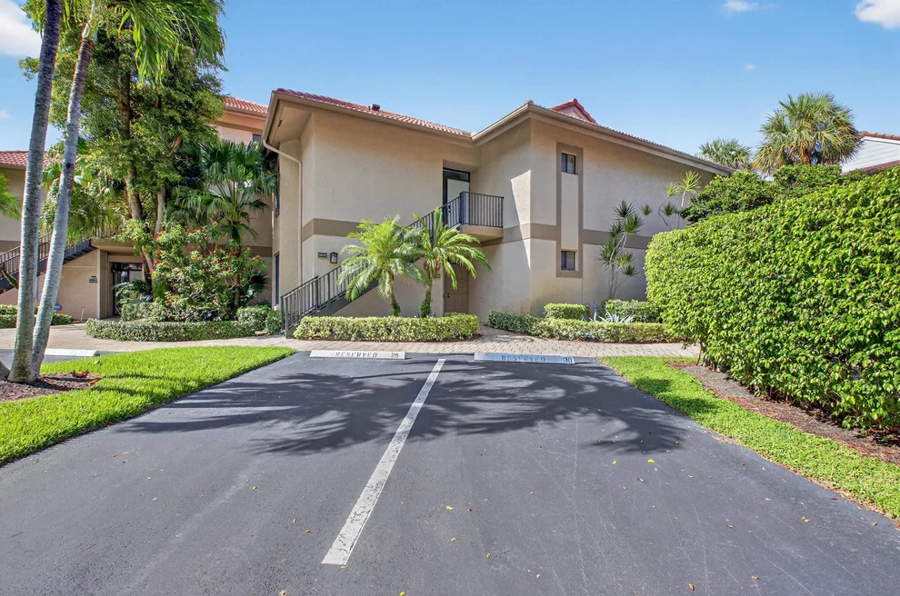 Unit for sale at 19349 Sabal Lake Drive, Boca Raton, FL 33434