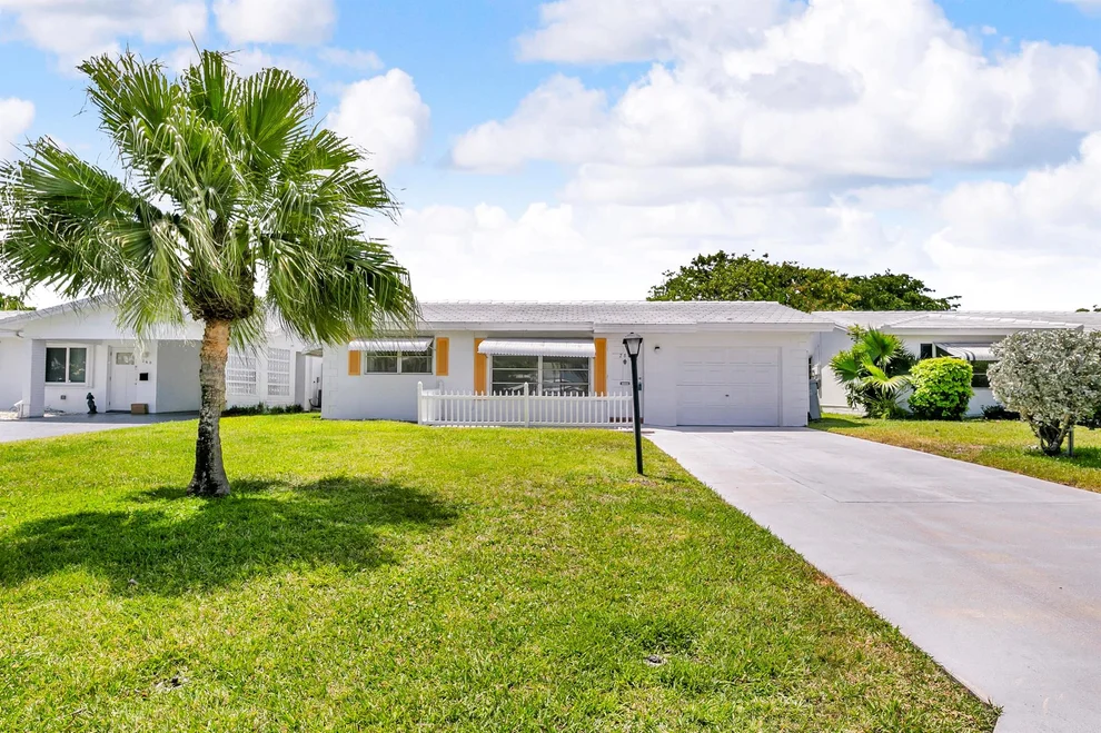 Unit for sale at 280 S Golf Boulevard, Pompano Beach, FL 33064