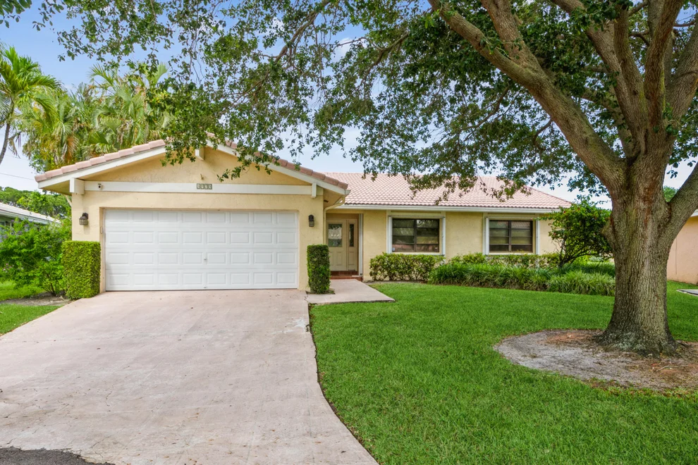Unit for sale at 5975 Colony Court, Boca Raton, FL 33433