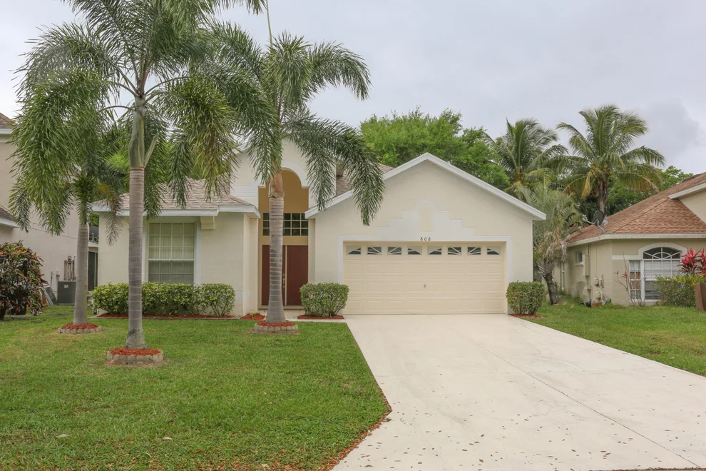Unit for sale at 808 NW Waterlily Place, Jensen Beach, FL 34957