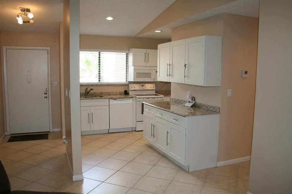 Unit for sale at 3 Finsbury Lane, Boynton Beach, FL 33426