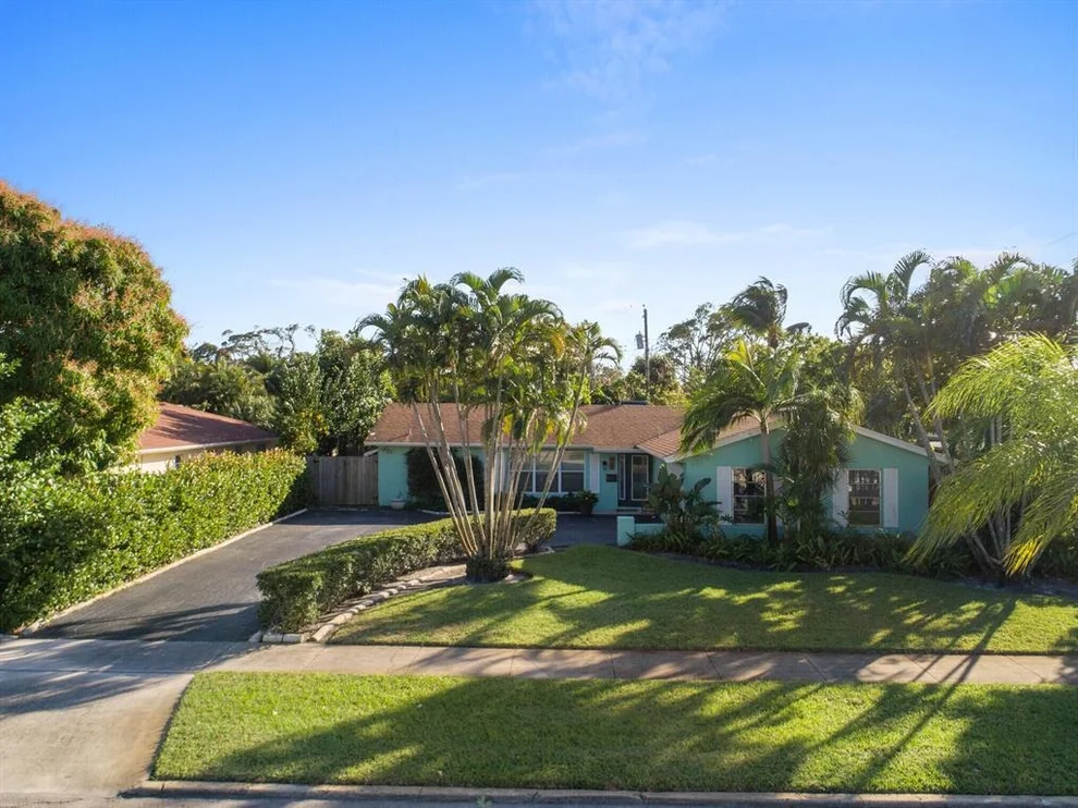 Unit for sale at 262 Foresteria Drive, Lake Park, FL 33403