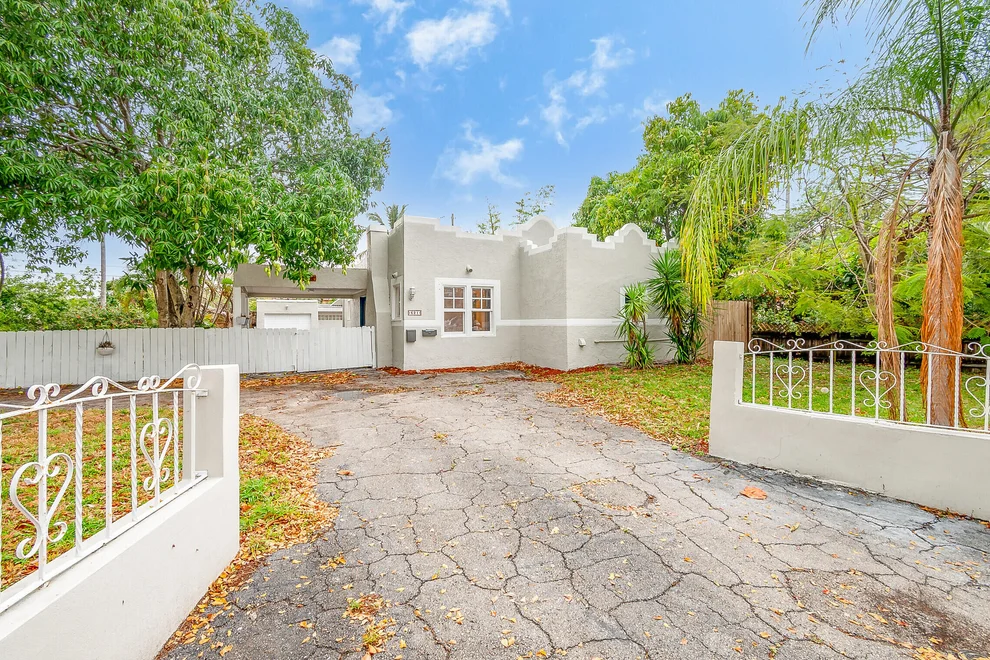 Unit for sale at 621 Forest Hill Boulevard, West Palm Beach, FL 33405