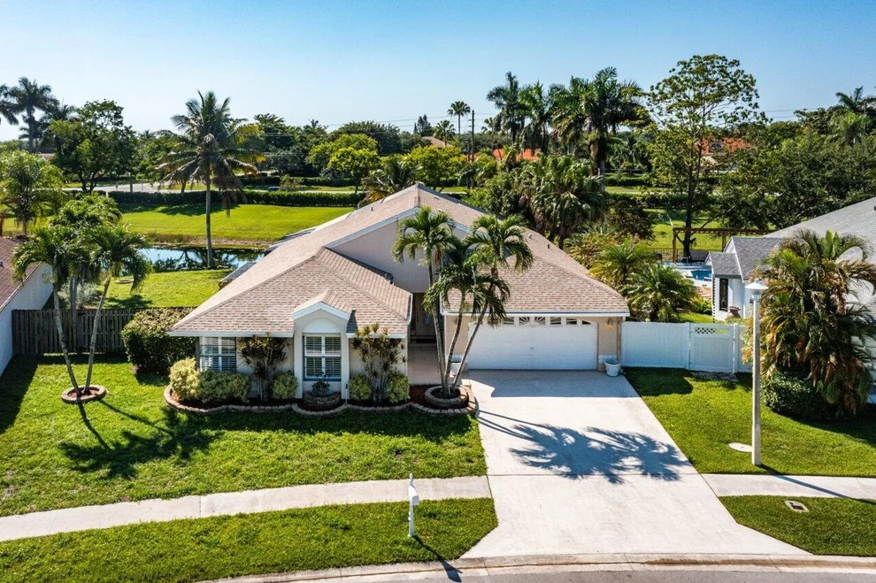 Unit for sale at 11824 Sunchase Court, Boca Raton, FL 33498