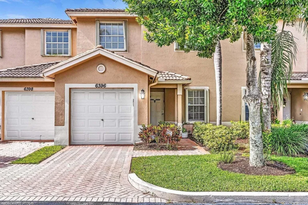 Unit for sale at 6396 Park Lake Circle, Boynton Beach, FL 33437