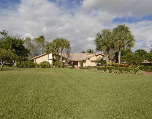 Unit for sale at 2730 Stirrup Lane, Weston, FL 33331