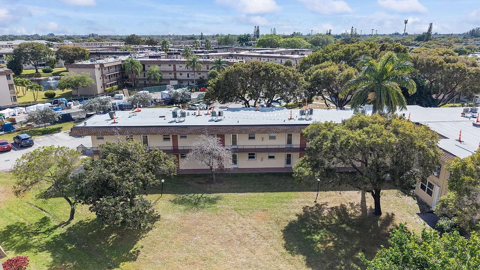 Unit for sale at 750 Lori Drive, Palm Springs, FL 33461