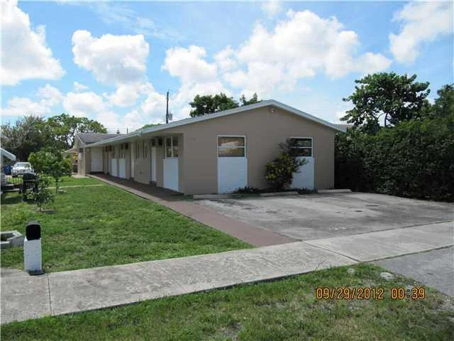 Unit for sale at 2338 Lee Street, Hollywood, FL 33020