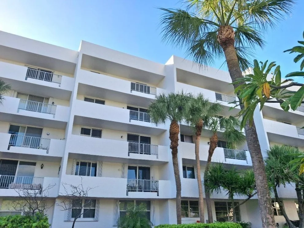 Unit for sale at 1421 S Ocean Boulevard, Pompano Beach, FL 33062