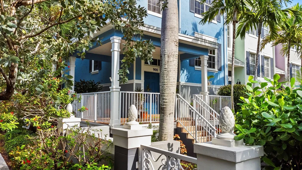 Unit for sale at 900 Duval Place, Wilton Manors, FL 33334