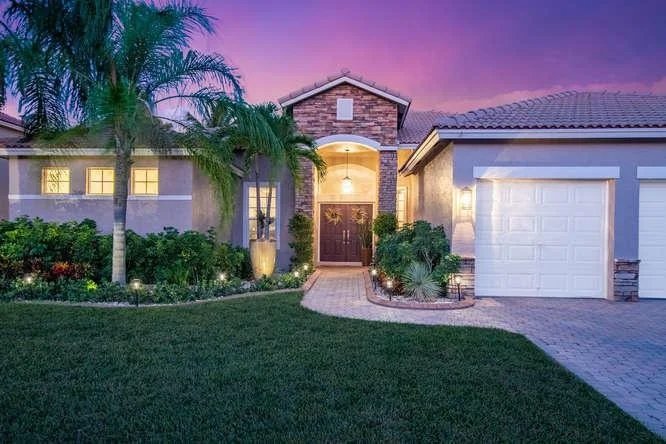 Unit for sale at 1662 Newhaven Point Lane, West Palm Beach, FL 33411