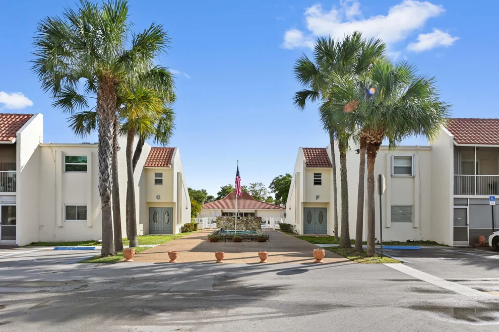 Unit for sale at 1428 SE 4th Avenue, Deerfield Beach, FL 33441