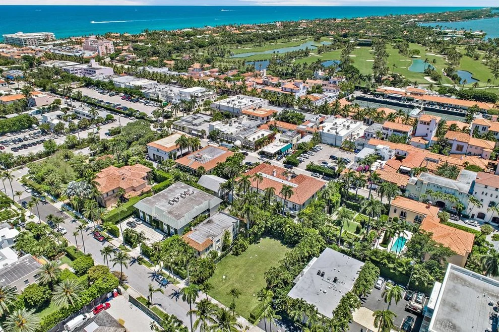 Unit for sale at 334 Chilean Avenue, Palm Beach, FL 33480