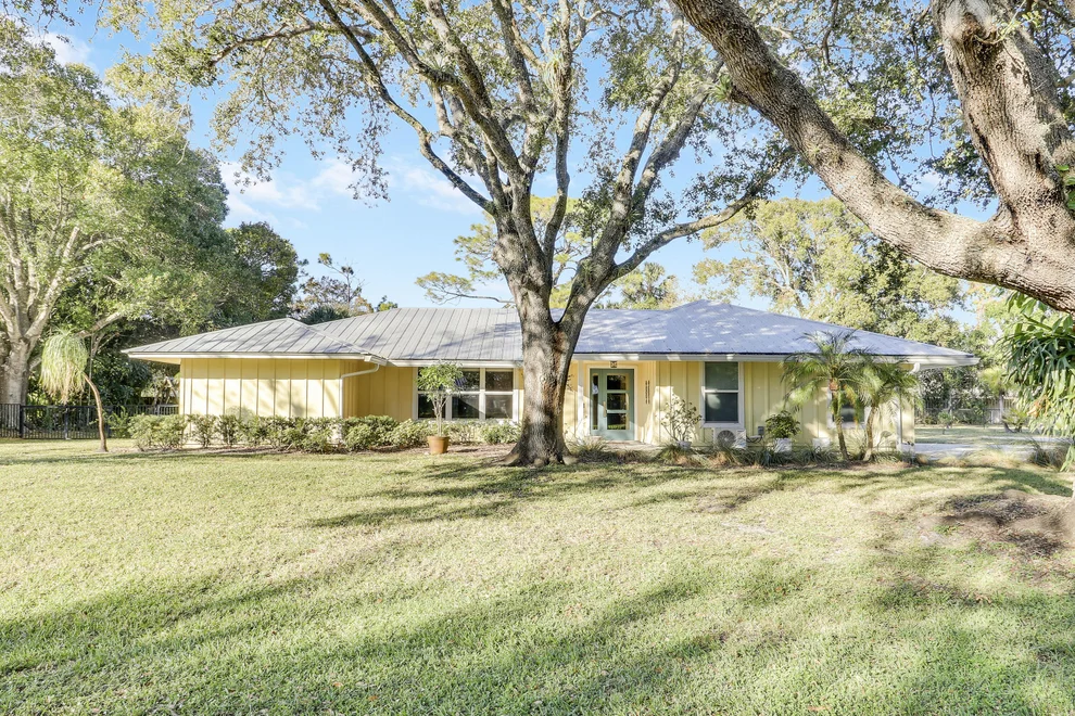 Unit for sale at 5775 Set N Sun Place N, Jupiter, FL 33458