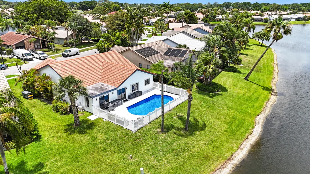 Unit for sale at 10131 Camelback Lane, Boca Raton, FL 33498