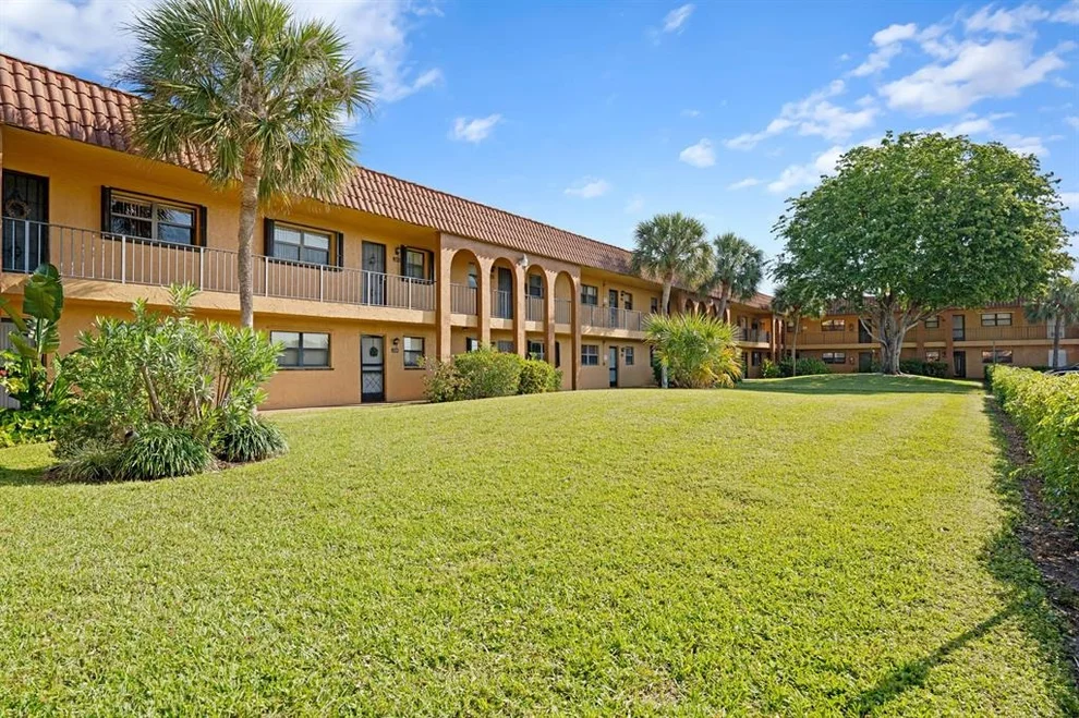 Unit for sale at 2121 W Woolbright Road, Boynton Beach, FL 33426