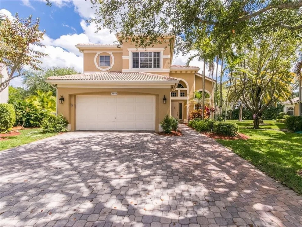 Unit for sale at 5805 NW 125th Avenue, Coral Springs, FL 33076
