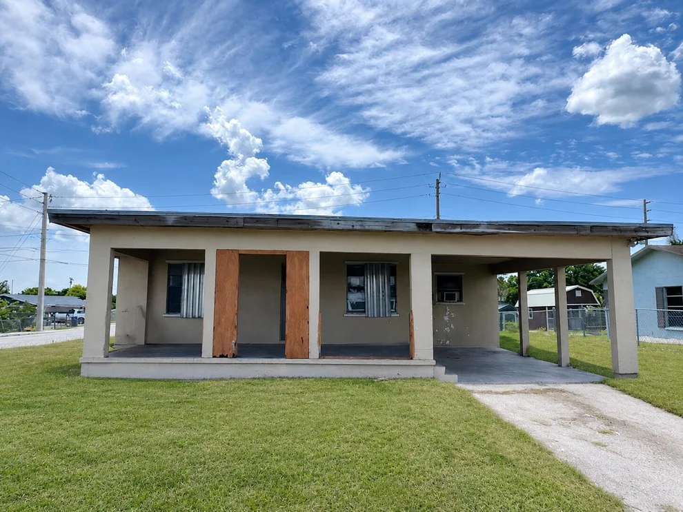 Unit for sale at 190 SW 6th Avenue, South Bay, FL 33493
