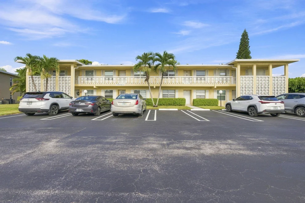 Unit for sale at 1121 CACTUS Terrace, Delray Beach, FL 33445