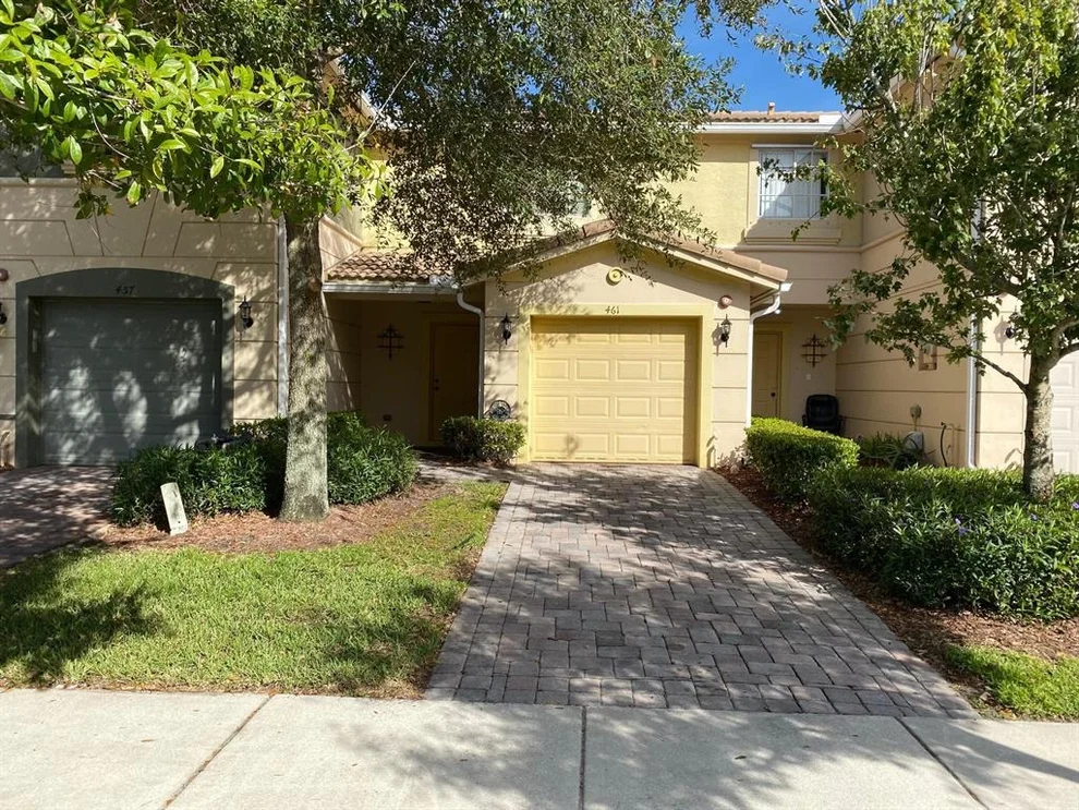 Unit for sale at 461 SE Bloxham Way, Stuart, FL 34997