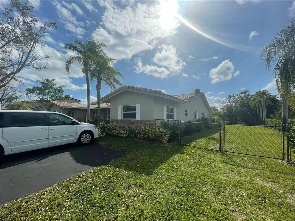 Unit for sale at 4080 Coral Springs Drive, Coral Springs, FL 33065