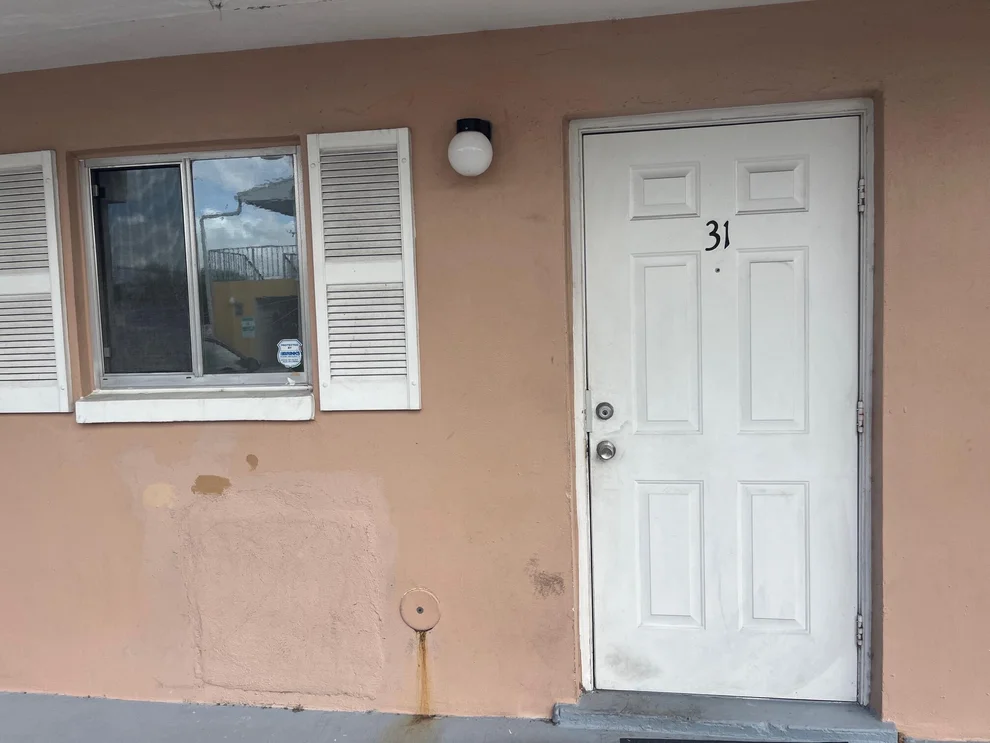 Unit for sale at 1501 Crescent D31 Circle, Lake Park, FL 33403