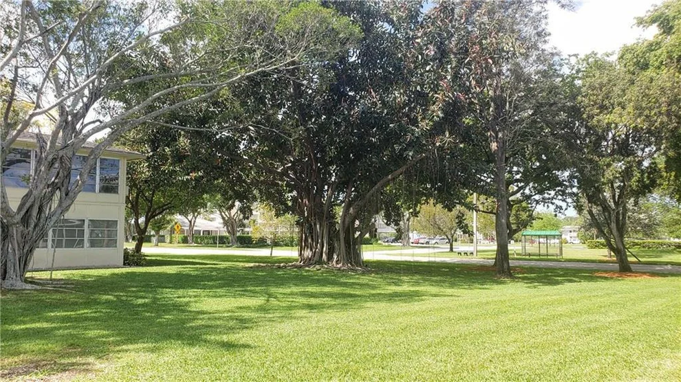 Unit for sale at 3 Richmond B, Deerfield Beach, FL 33442