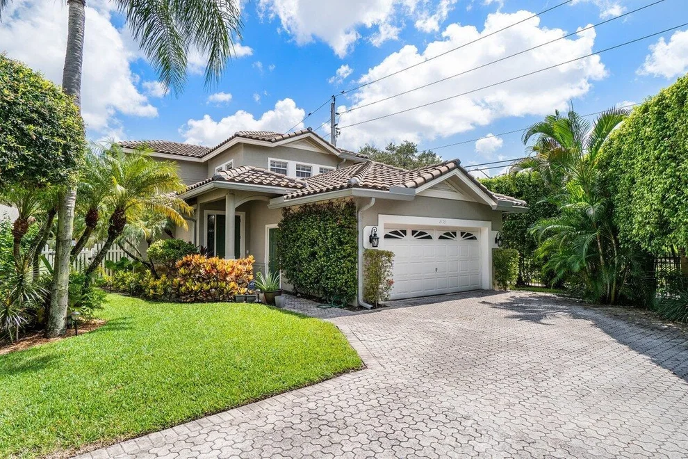 Unit for sale at 2193 Regents Circle, West Palm Beach, FL 33409