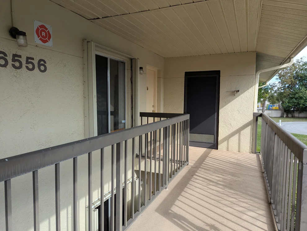 Unit for sale at 6556 N Chasewood Drive, Jupiter, FL 33458