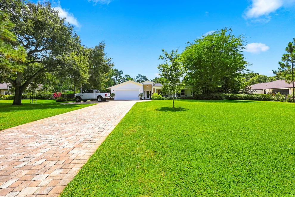 Unit for sale at 10142 Trailwood Circle, Jupiter, FL 33478