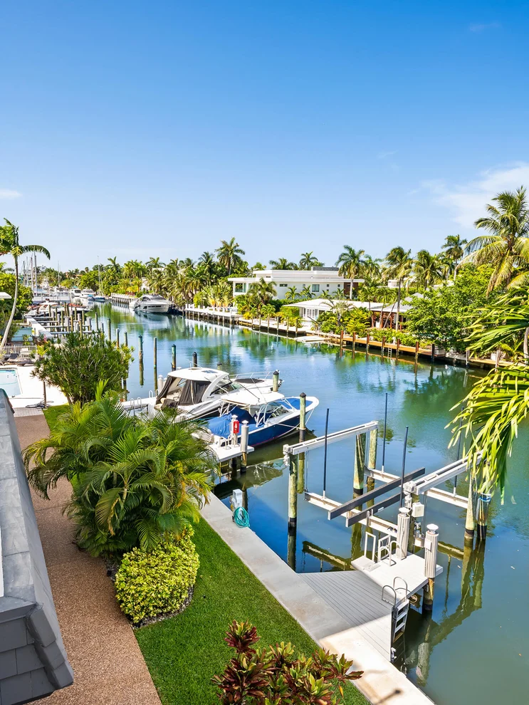 Unit for sale at 76 Isle Of Venice Drive, Fort Lauderdale, FL 33301