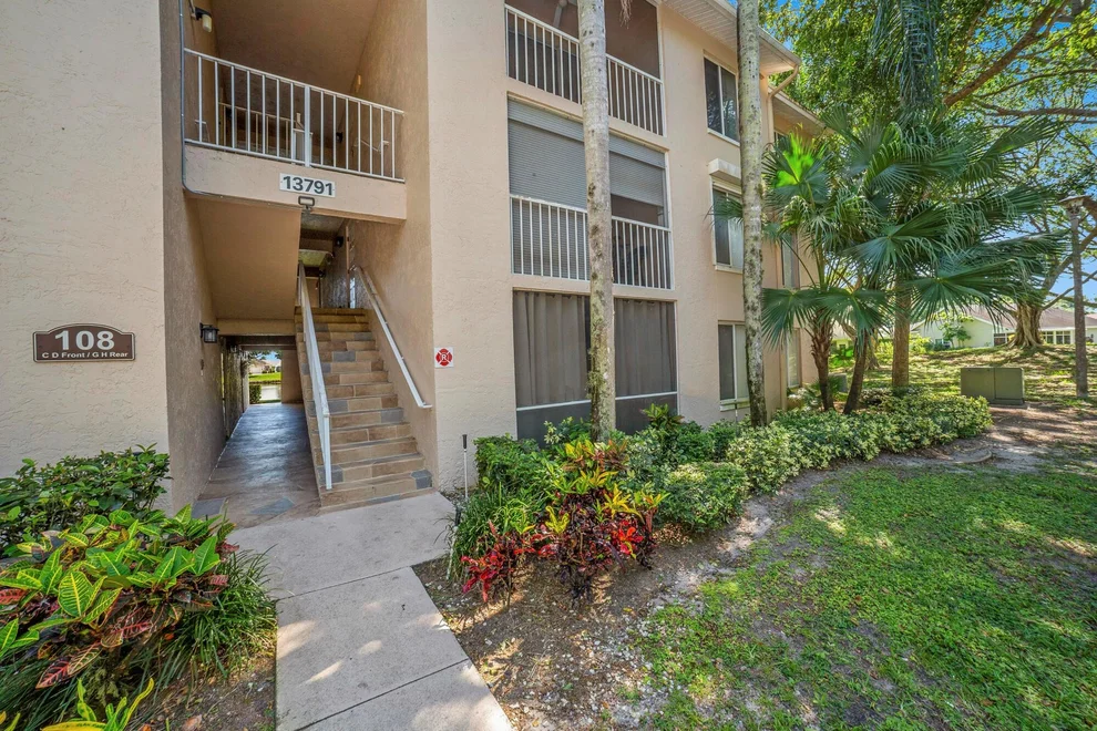 Unit for sale at 13791 Oneida Drive, Delray Beach, FL 33446
