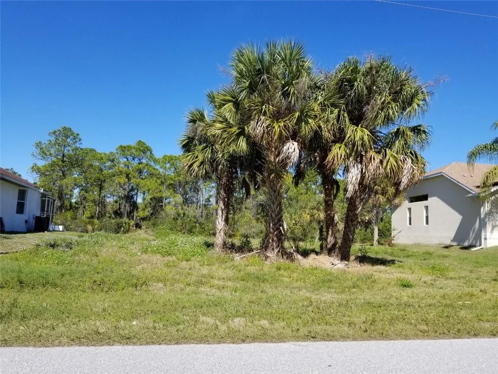Unit for sale at 129 White Marsh Lane, Rotonda West, FL 33947