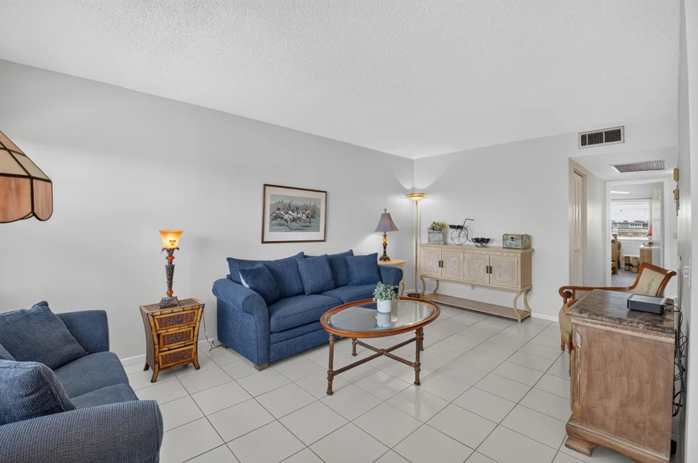 Unit for sale at 4022 Lincoln B, Boca Raton, FL 33434