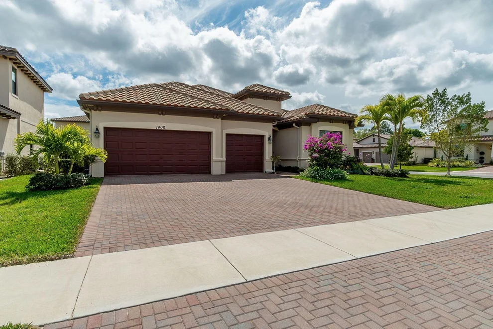 Unit for sale at 1408 Whitcombe Drive, Royal Palm Beach, FL 33411