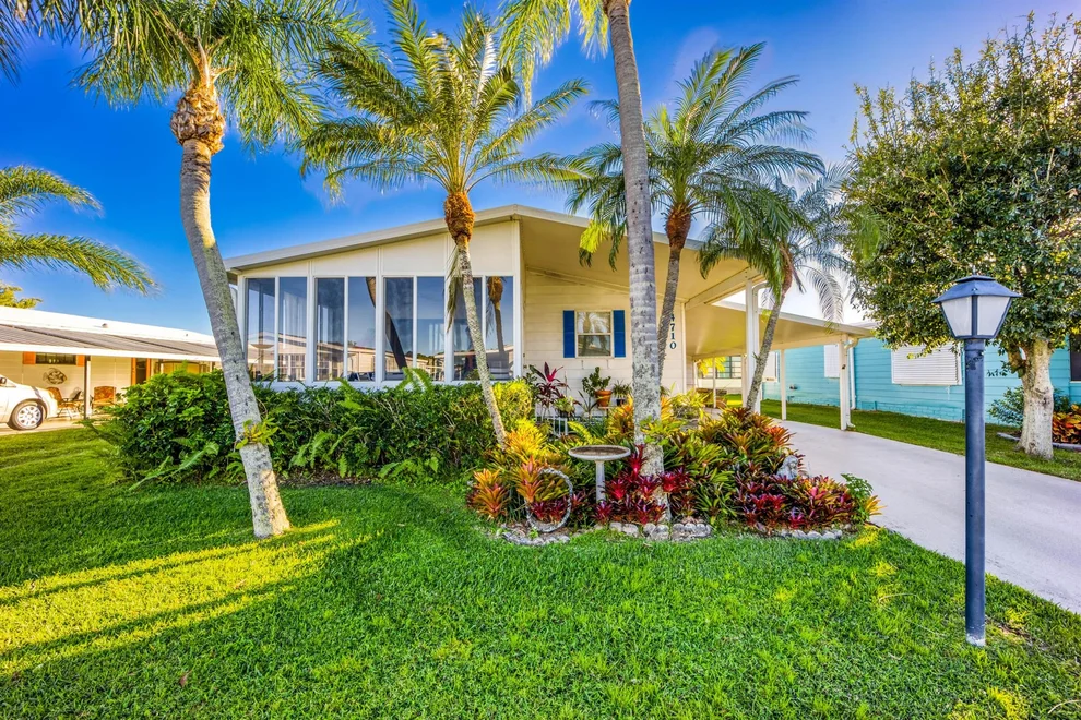 Unit for sale at 4710 SE Bywood Terrace, Stuart, FL 34997