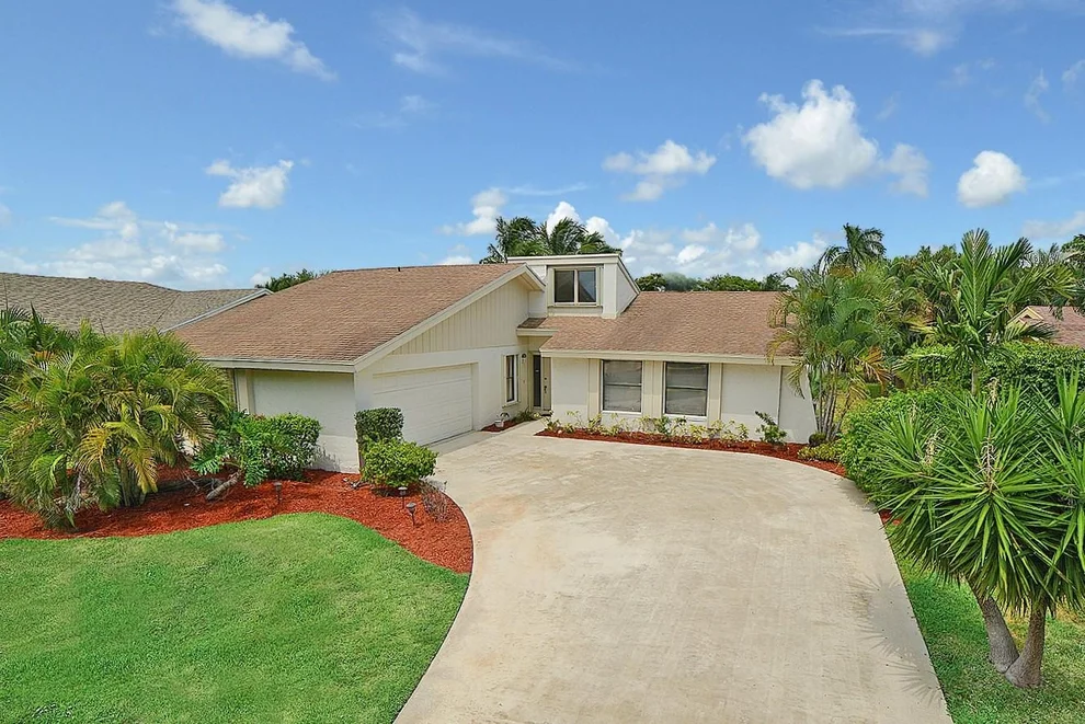Unit for sale at 17593 Weeping Willow Trail, Boca Raton, FL 33487