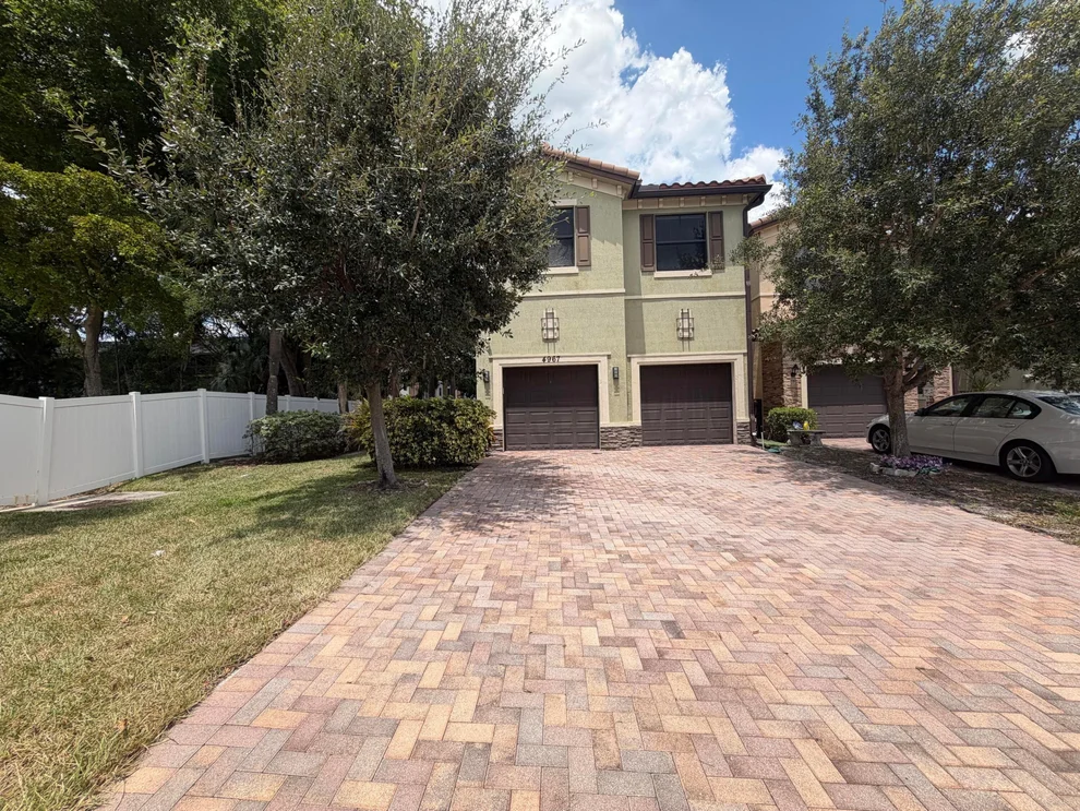 Unit for sale at 4967 NW 59th Street, Tamarac, FL 33319