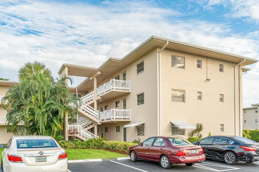 Unit for sale at 2855 S Garden Drive, Lake Worth, FL 33461