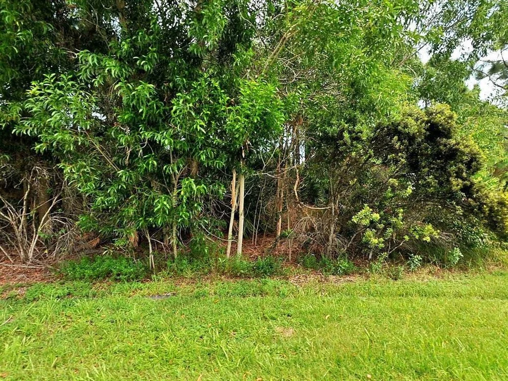 Unit for sale at 2290 SE Heathwood Circle, Port St Lucie, FL 34952