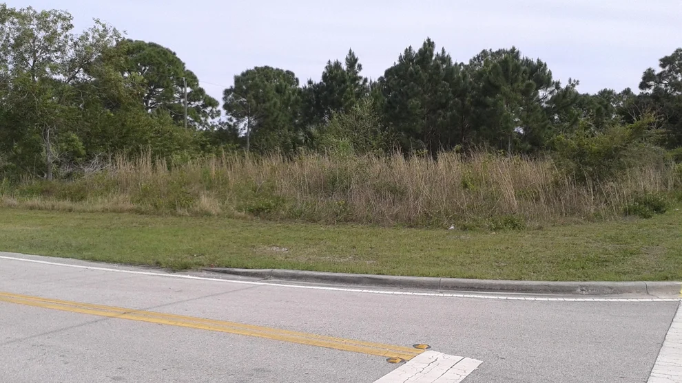 Unit for sale at 398 SW Chandler, Port St Lucie, FL 34984