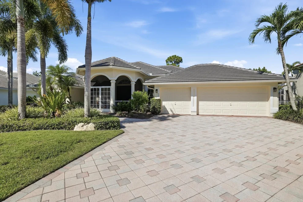 Unit for sale at 533 Cypress Green Circle, Wellington, FL 33414