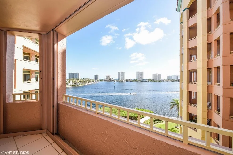 Unit for sale at 300 SE 5th Avenue, Boca Raton, FL 33432